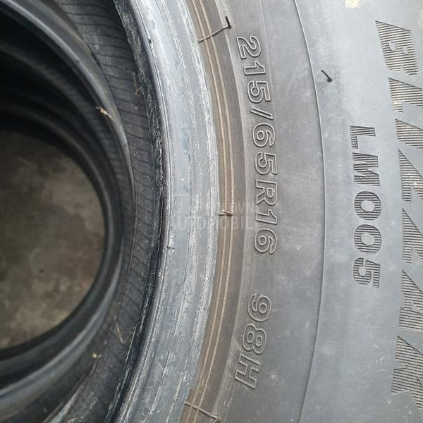 Bridgestone 215/65 R16 Zimska