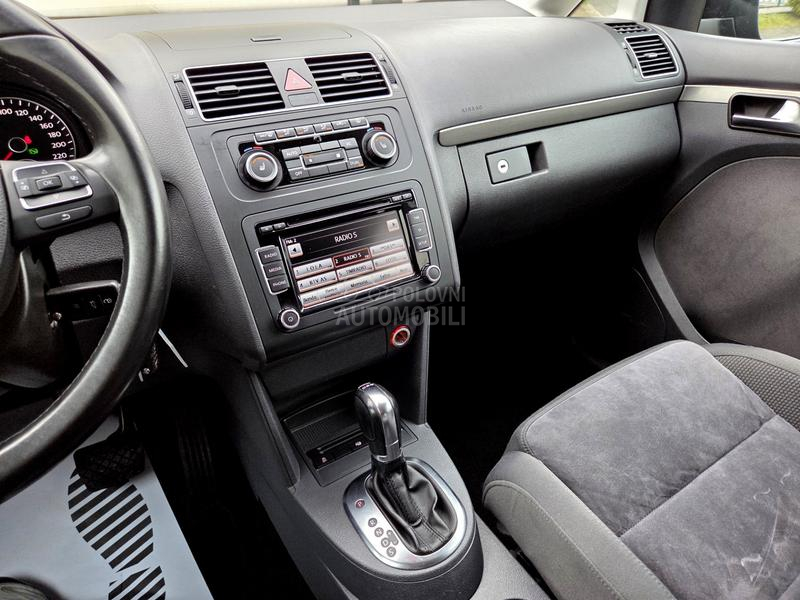 Volkswagen Touran 1.4Tsi Highline DSG