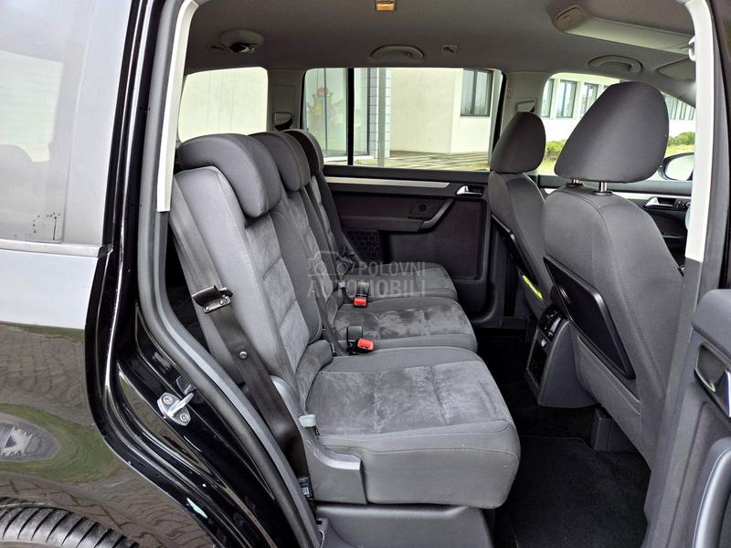 Volkswagen Touran 1.4Tsi Highline DSG