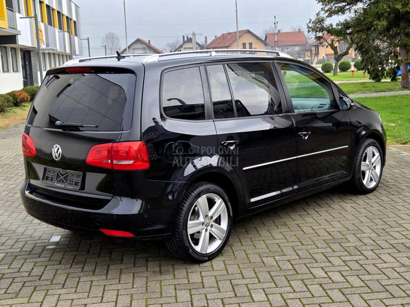Volkswagen Touran 1.4Tsi Highline DSG