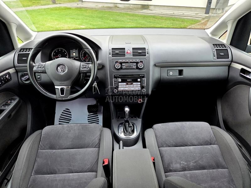 Volkswagen Touran 1.4Tsi Highline DSG