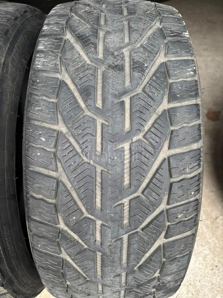 Tigar 225/40 R18 Zimska