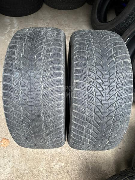 Nokian 235/45 R18 Zimska