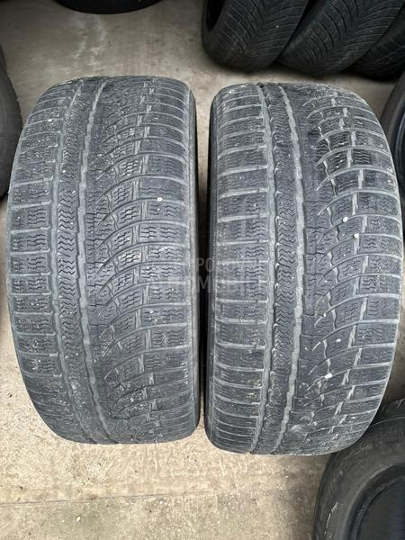 Nokian 235/45 R18 Zimska