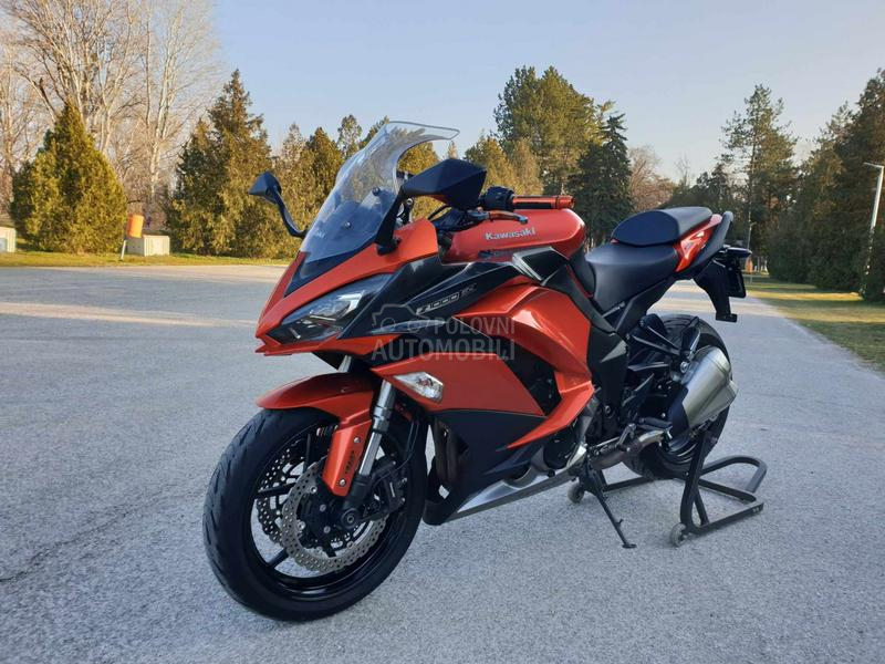 Kawasaki Z1000SX Candy Orange