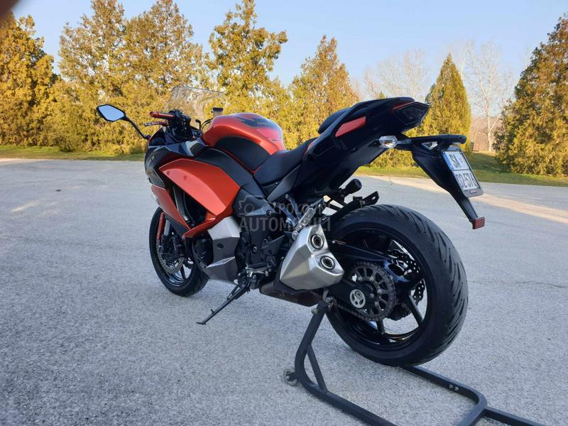 Kawasaki Z1000SX Candy Orange