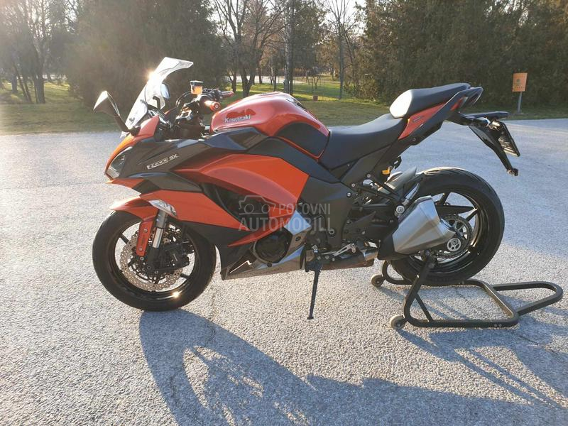 Kawasaki Z1000SX Candy Orange