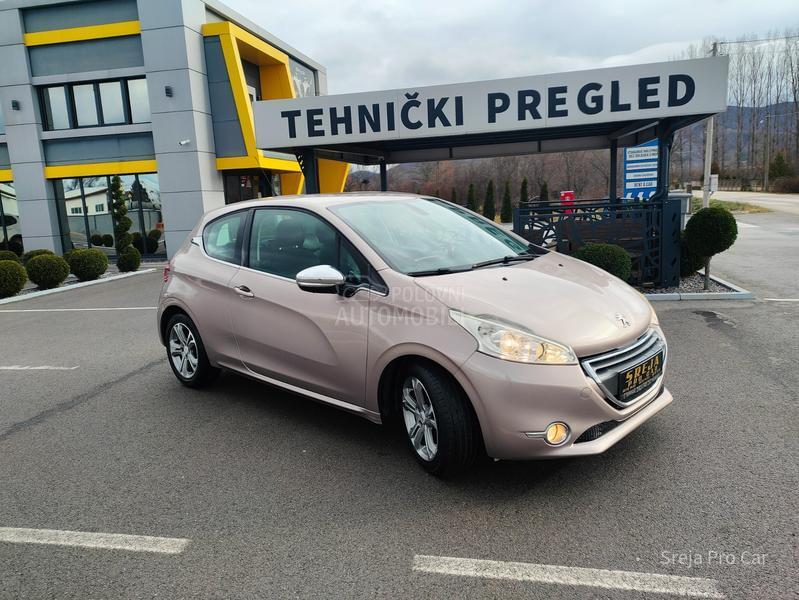 Peugeot 208 FUL LED D1ODA