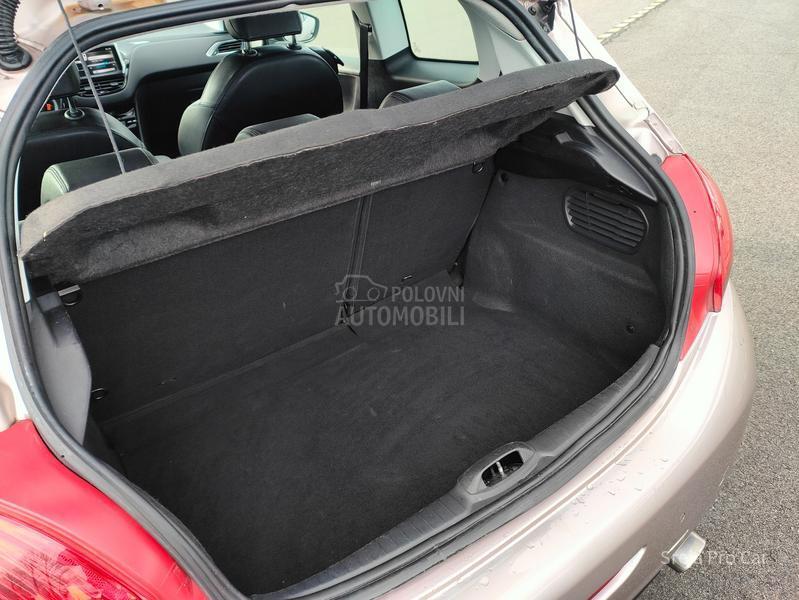 Peugeot 208 FUL LED D1ODA