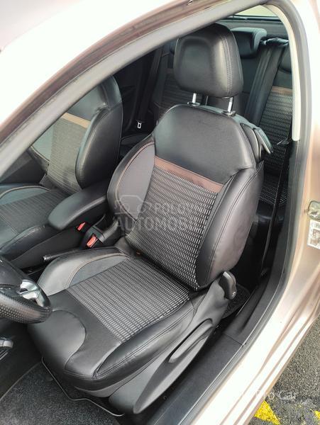Peugeot 208 FUL LED D1ODA