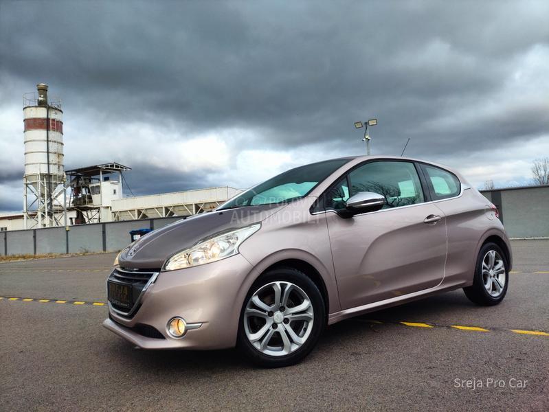 Peugeot 208 FUL LED D1ODA