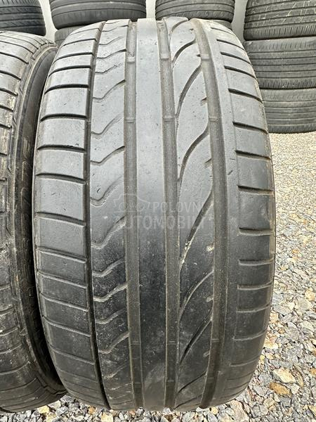 Bridgestone 235/45 R17 Letnja