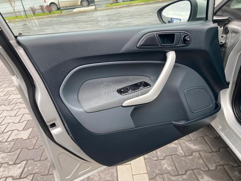 Ford Fiesta 1.25 titanium