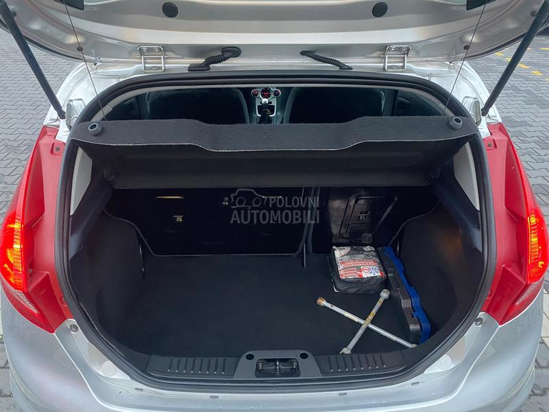 Ford Fiesta 1.25 titanium