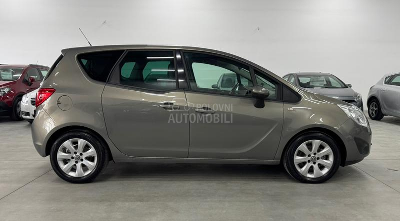 Opel Meriva 1.4 TURBO COLOR CH
