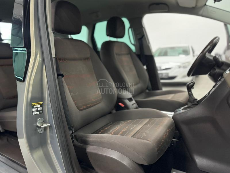 Opel Meriva 1.4 TURBO COLOR CH