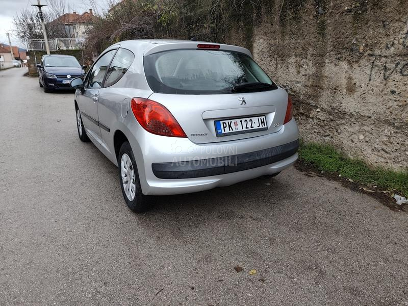 Peugeot 207 