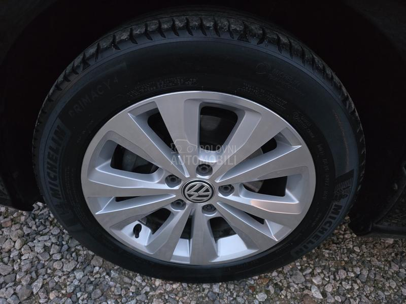 Volkswagen Golf 7 1.6 tdi dsg serv