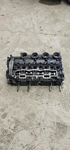 Glava motora sa bregastama