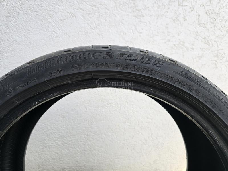 Continental 225/40 R19 Letnja