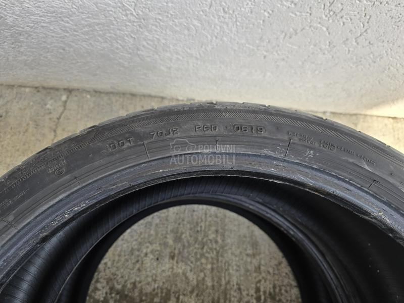 Continental 225/40 R19 Letnja