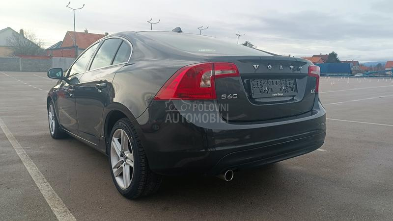 Volvo S60 D2