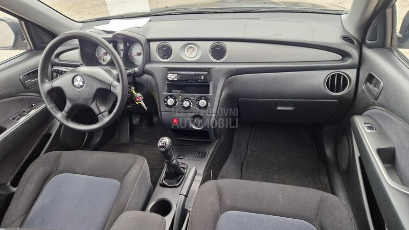 Mitsubishi Outlander 2.0 b.e.n.z.