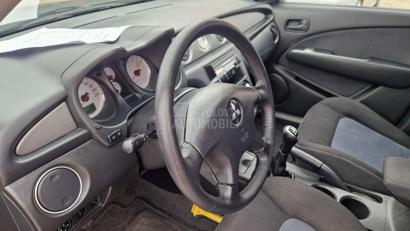 Mitsubishi Outlander 2.0 b.e.n.z.