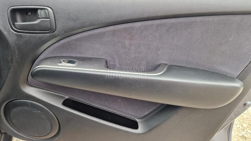 Mitsubishi Outlander 2.0 b.e.n.z.