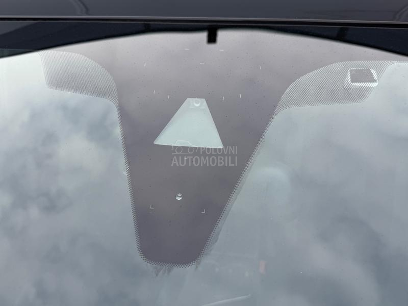 Peugeot 3008 1.2 ACTIVE/AUT