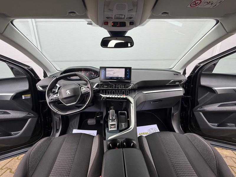 Peugeot 3008 1.2 ACTIVE/AUT