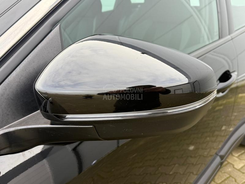 Peugeot 3008 1.2 ACTIVE/AUT