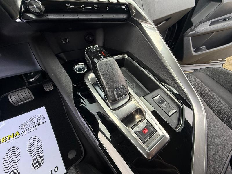 Peugeot 3008 1.2 ACTIVE/AUT