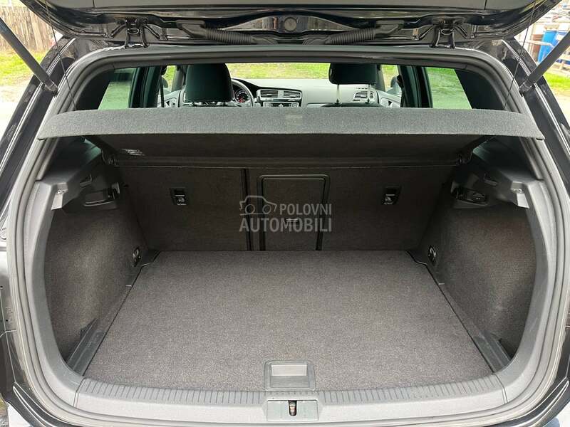 Volkswagen Golf 7 1.6 tdi Rline N o V