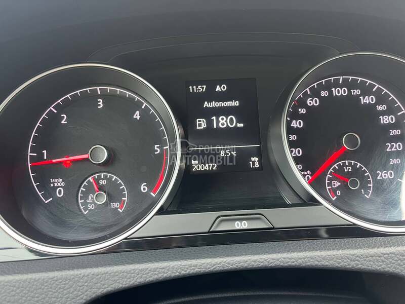 Volkswagen Golf 7 1.6 tdi Rline N o V