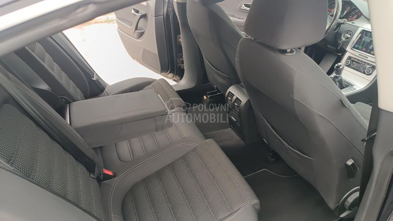 Volkswagen Passat CC 2.0 TDI