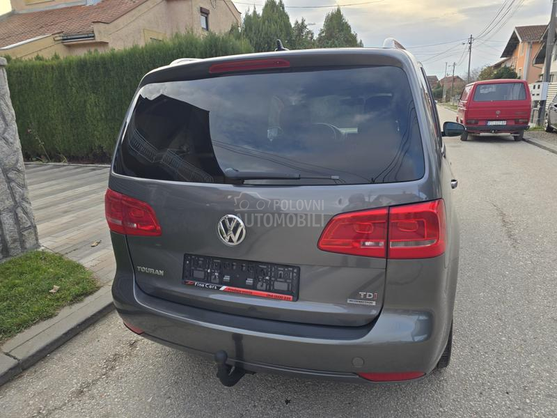 Volkswagen Touran 1.6 tdi