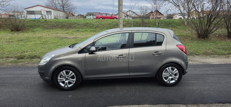 Opel Corsa D 