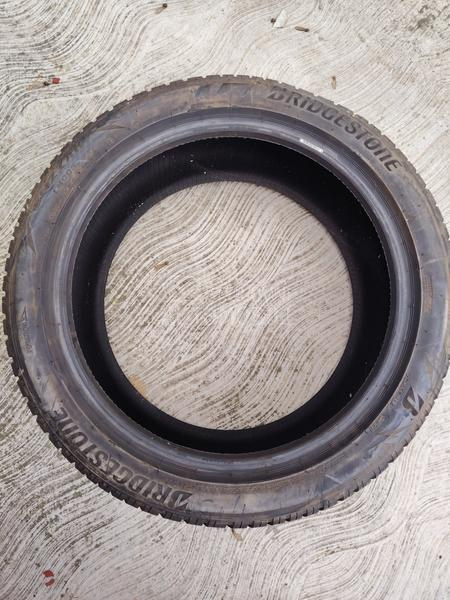 Bridgestone 265/45 R21 Zimska
