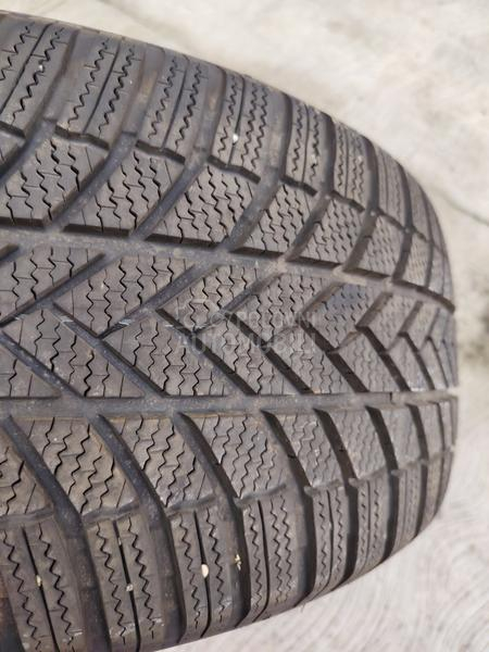 Bridgestone 265/45 R21 Zimska