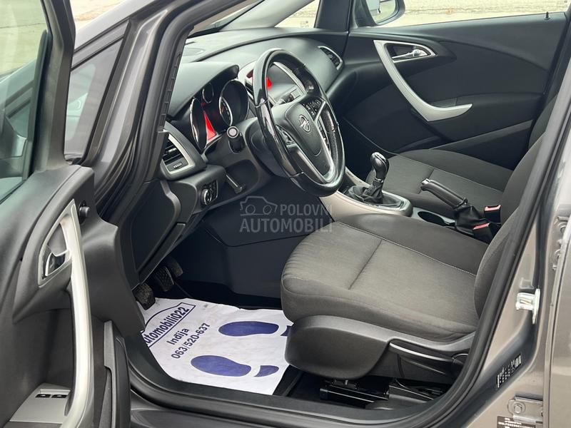 Opel Astra J 1.6b EcoFlex