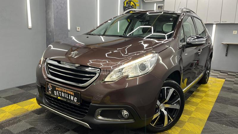 Peugeot 2008 URBAN CROSS