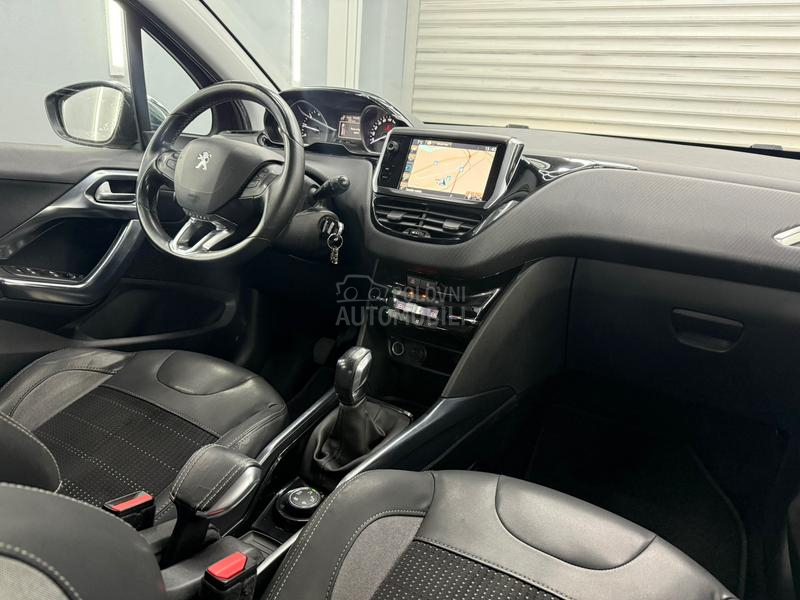Peugeot 2008 URBAN CROSS