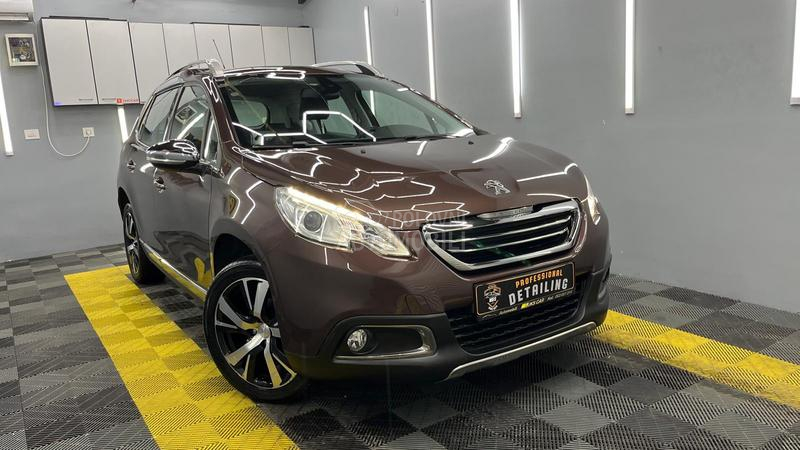 Peugeot 2008 URBAN CROSS