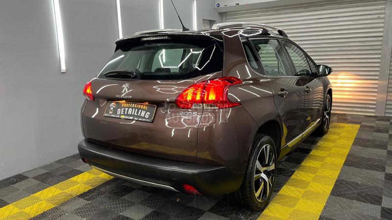 Peugeot 2008 URBAN CROSS