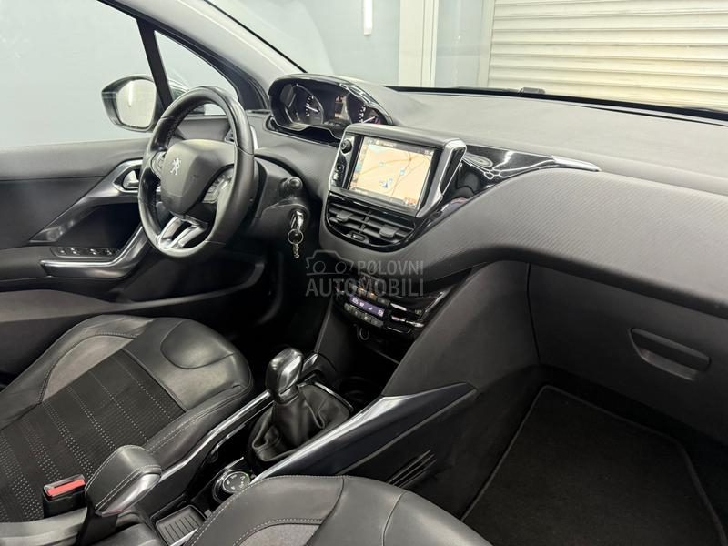 Peugeot 2008 URBAN CROSS