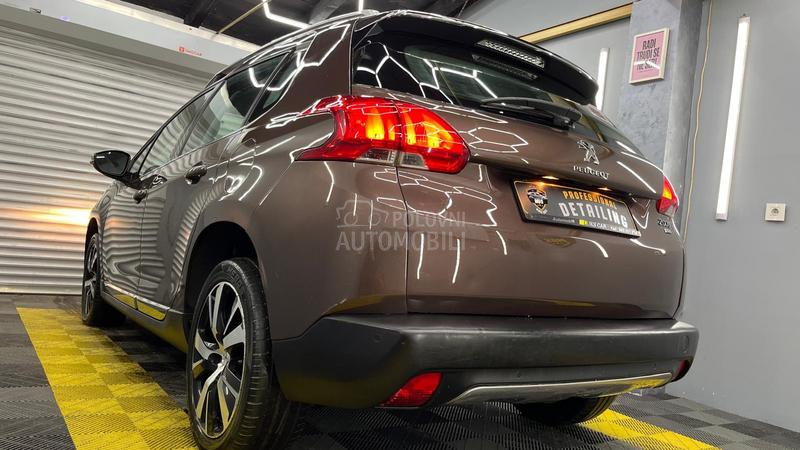 Peugeot 2008 URBAN CROSS