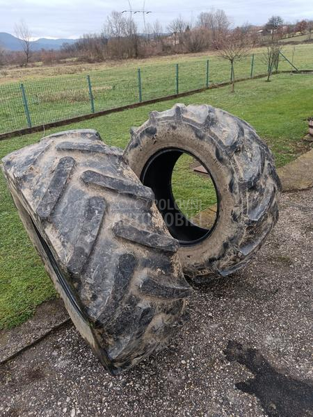 Continental 420/70 R24