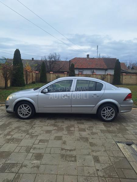 Opel Astra H 1.6