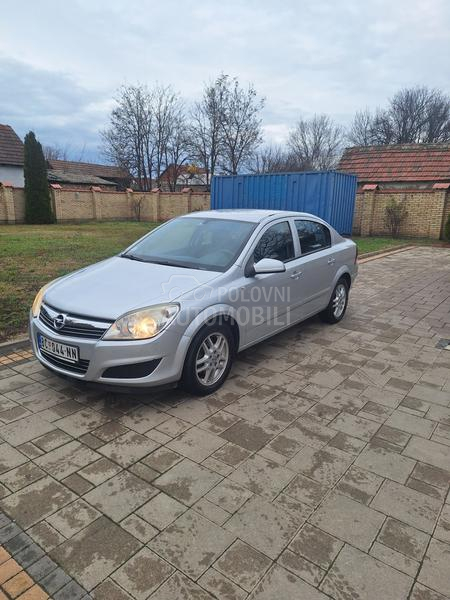 Opel Astra H 1.6